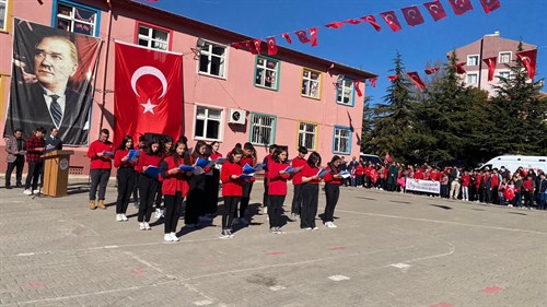 29 EKİM CUMHURİYET BAYRAMI PROGRAMI İLÇEMİZDE COŞKUYLA KUTLANDI