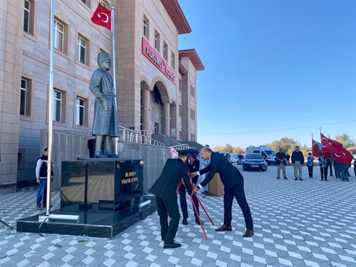 29 EKİM CUMHURİYET BAYRAMI İLÇEMİZDE COŞKUYLA KUTLANMAYA BAŞLANDI 